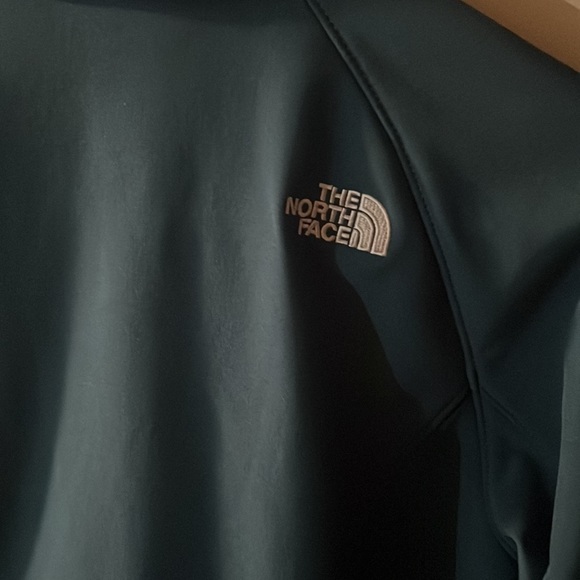 Hard shell jacket - Picture 3 of 5